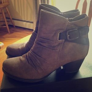 Women’s ankle boots